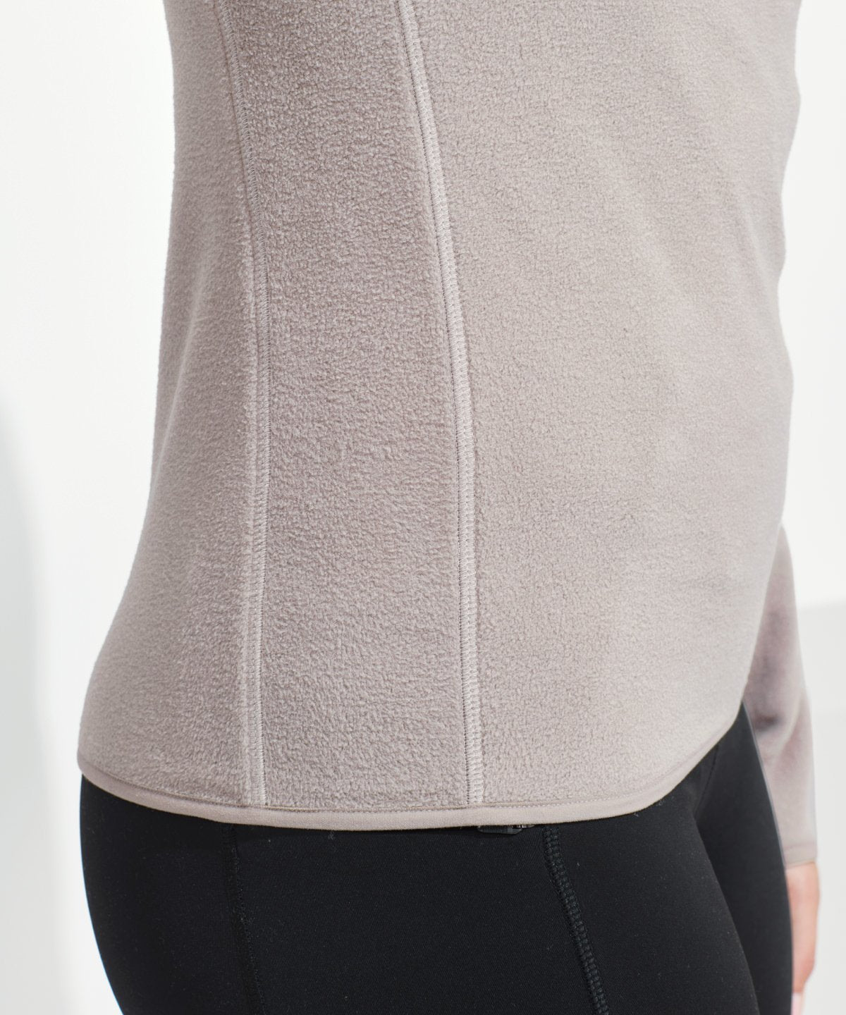 Recycled Elements active-fitted fleece